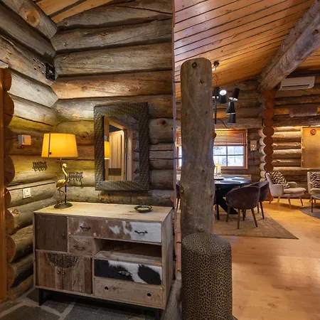 Kuukkeli Log Teerenpesae - Premium A48